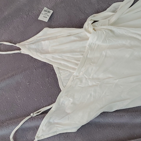 Sample piece all white wrap dress - Picture 2 of 3